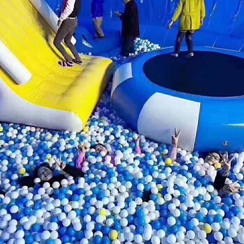 大型鯨魚(yú)島氣模粉紅豬豬島熊貓島氣模樂(lè)園租賃出售